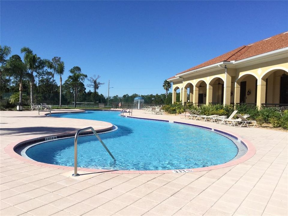 En Venta: $200,000 (3 camas, 2 baños, 1044 Pies cuadrados)