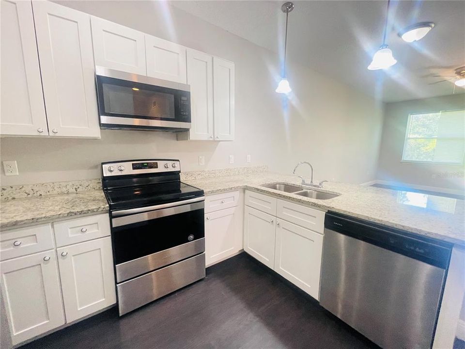 En Venta: $200,000 (3 camas, 2 baños, 1044 Pies cuadrados)