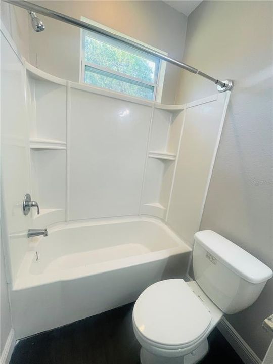 En Venta: $200,000 (3 camas, 2 baños, 1044 Pies cuadrados)