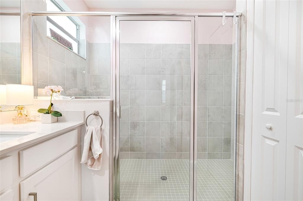 待售: $499,900 (4 贝兹, 3 浴室, 2061 平方英尺)