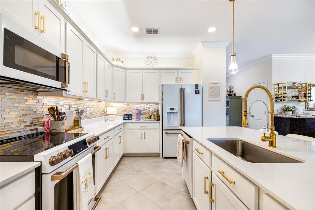 待售: $499,900 (4 贝兹, 3 浴室, 2061 平方英尺)