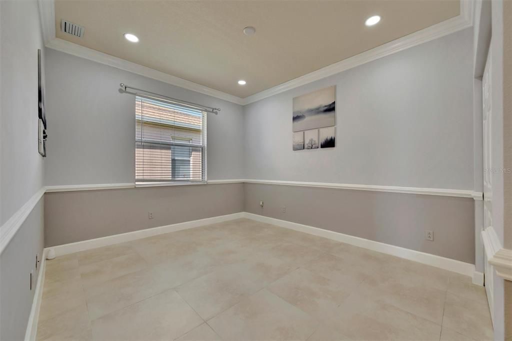 For Rent: $2,885 (4 beds, 2 baths, 2266 Square Feet)