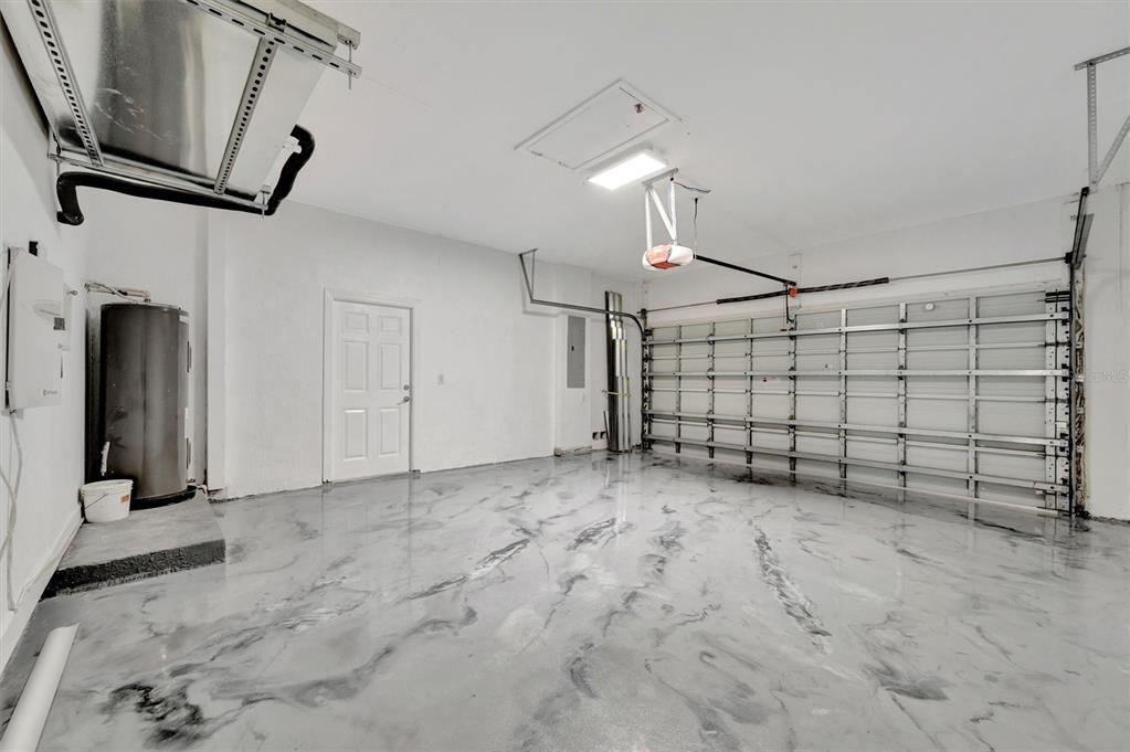 For Rent: $2,885 (4 beds, 2 baths, 2266 Square Feet)