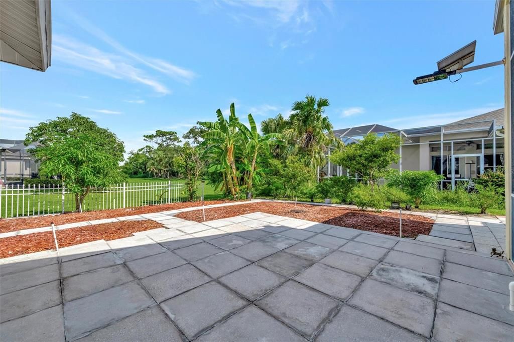 For Rent: $2,885 (4 beds, 2 baths, 2266 Square Feet)