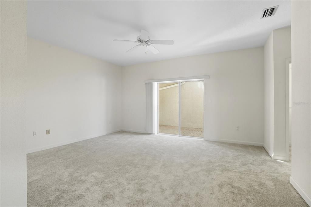 Active With Contract: $419,000 (3 beds, 2 baths, 2224 Square Feet)