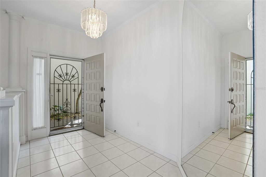 Active With Contract: $419,000 (3 beds, 2 baths, 2224 Square Feet)