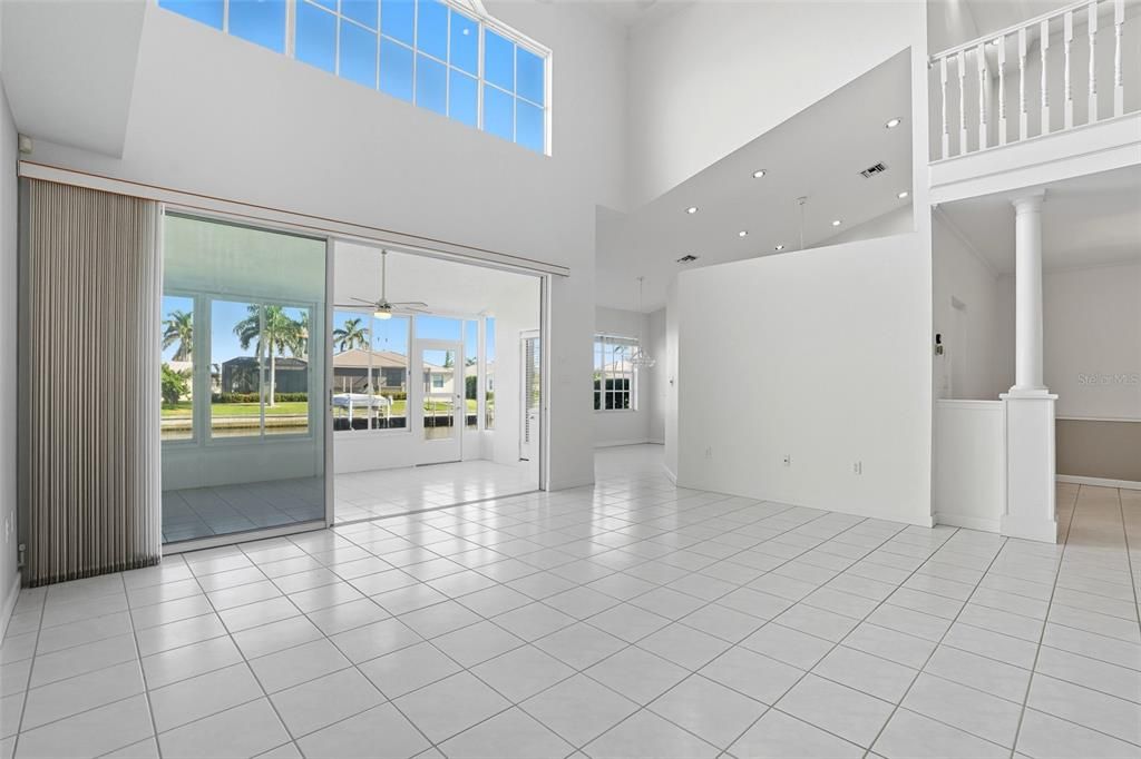 Active With Contract: $419,000 (3 beds, 2 baths, 2224 Square Feet)