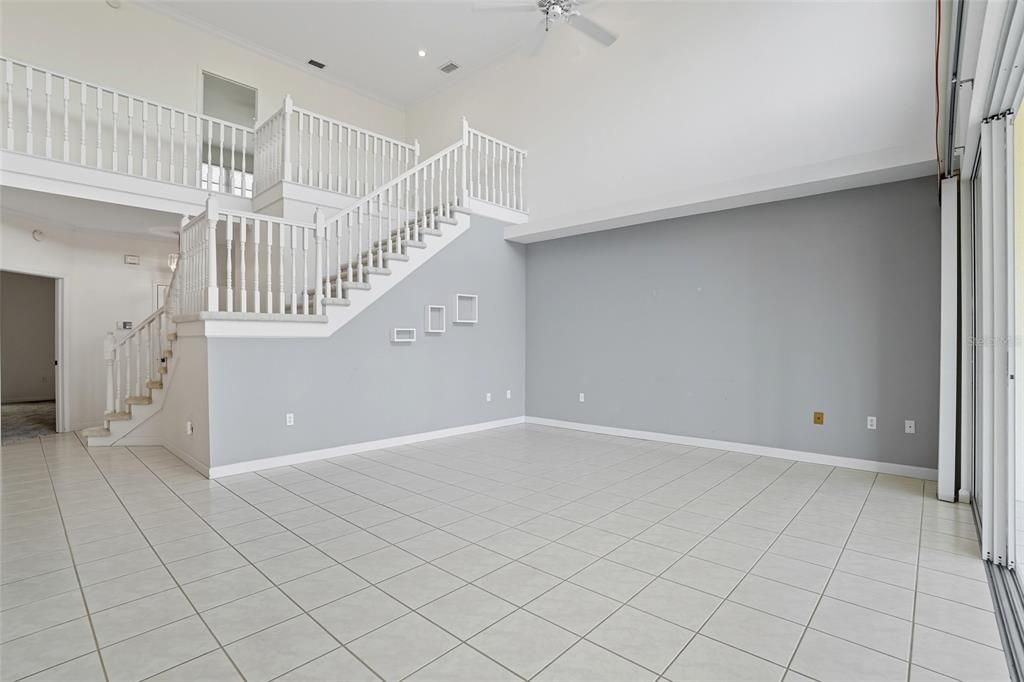 Active With Contract: $419,000 (3 beds, 2 baths, 2224 Square Feet)