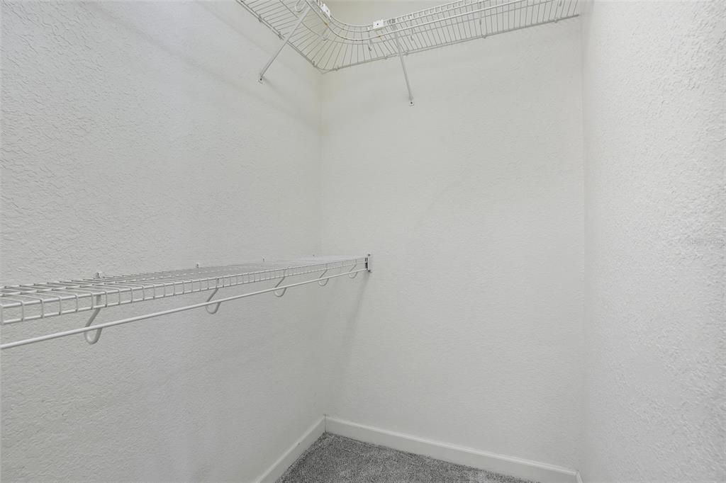 Active With Contract: $419,000 (3 beds, 2 baths, 2224 Square Feet)