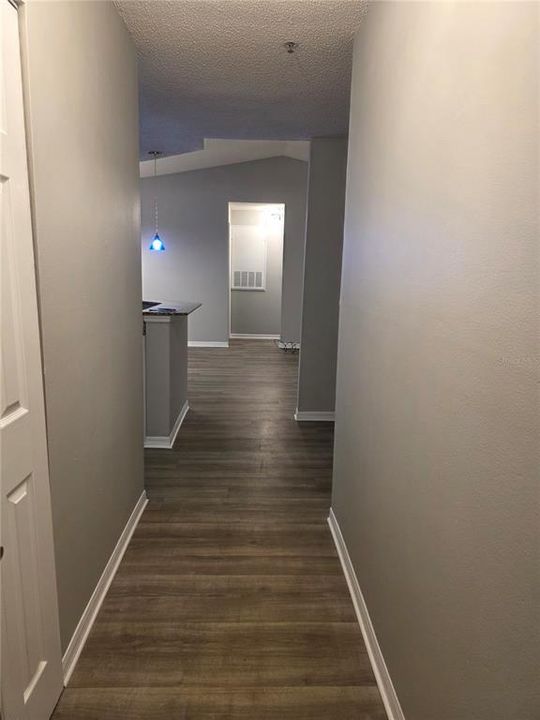 Active With Contract: $2,000 (3 beds, 2 baths, 1272 Square Feet)