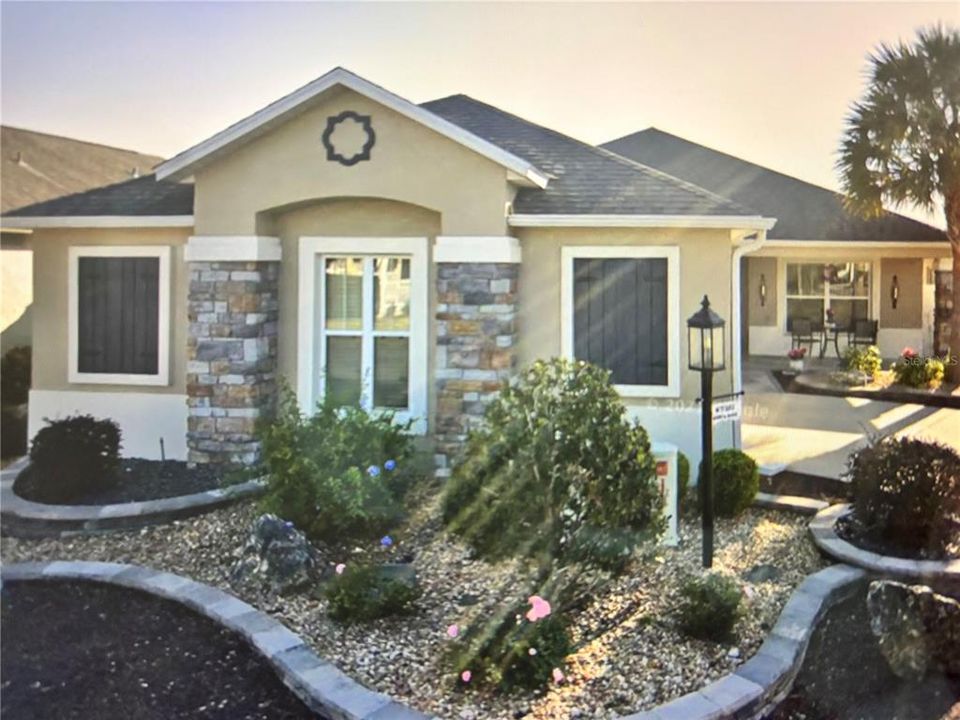 Vendido Recientemente: $469,900 (3 camas, 2 baños, 1715 Pies cuadrados)