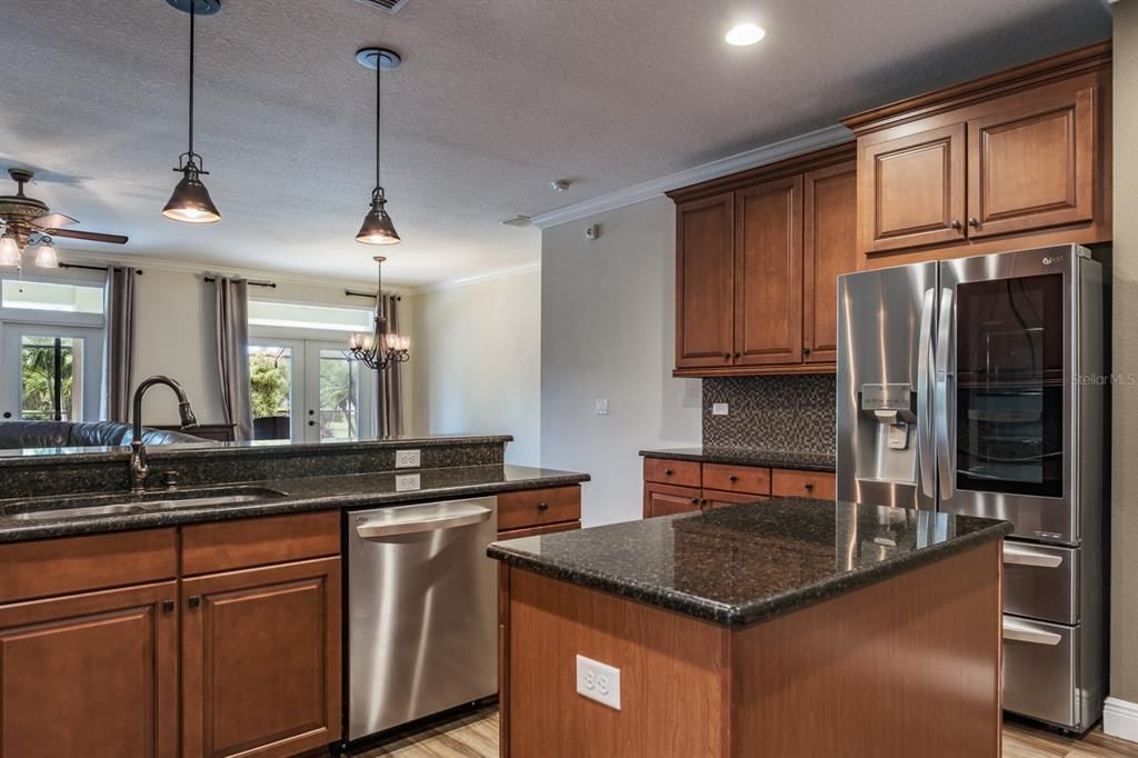 En Venta: $1,324,900 (5 camas, 4 baños, 3945 Pies cuadrados)