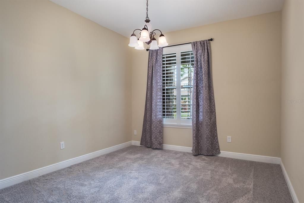 En Venta: $1,324,900 (5 camas, 4 baños, 3945 Pies cuadrados)