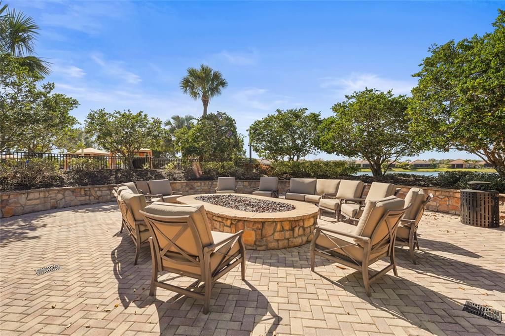 Active With Contract: $740,000 (3 beds, 3 baths, 2275 Square Feet)