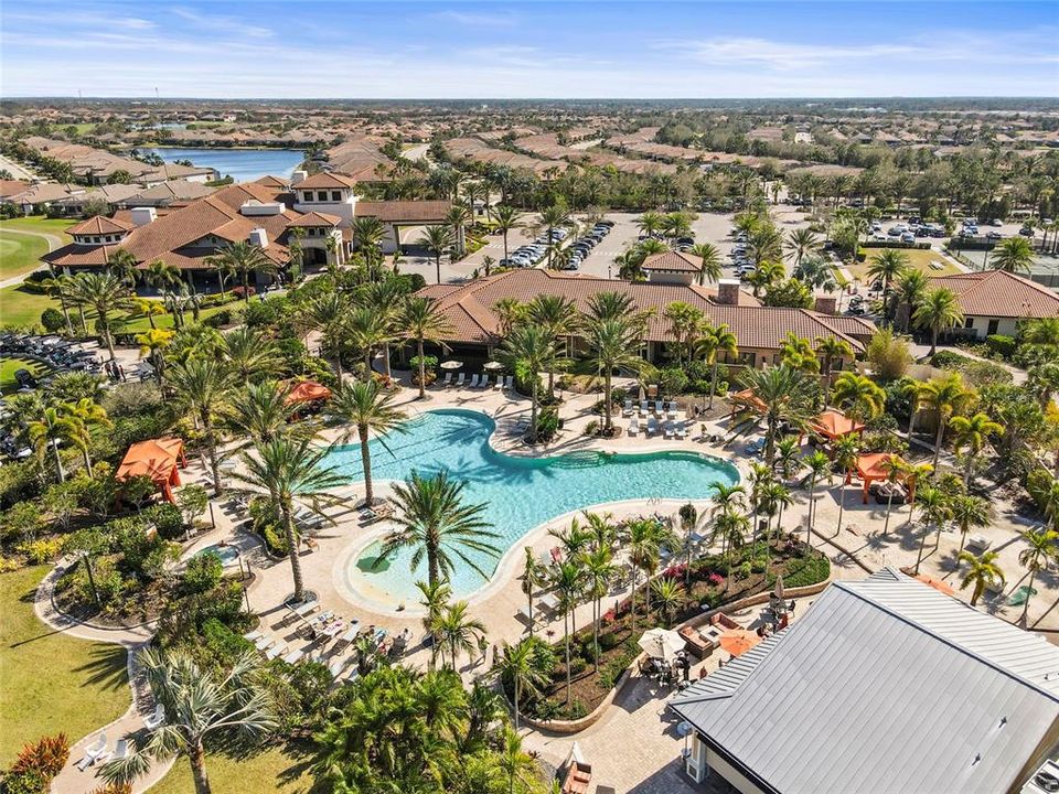 Active With Contract: $740,000 (3 beds, 3 baths, 2275 Square Feet)