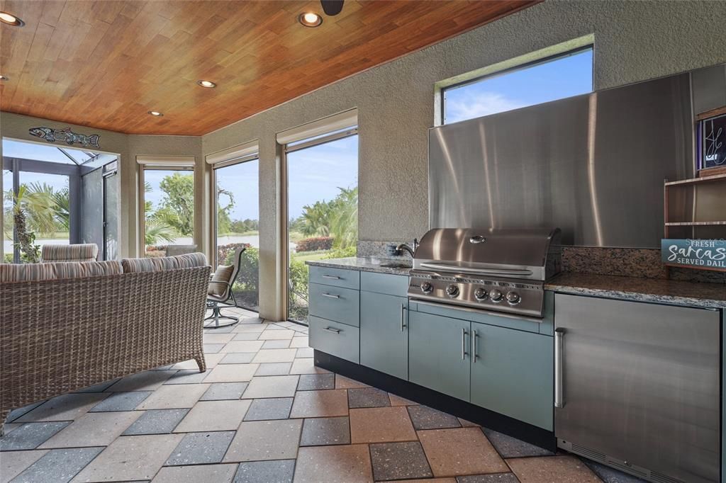 Active With Contract: $740,000 (3 beds, 3 baths, 2275 Square Feet)