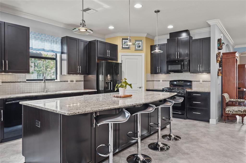 Active With Contract: $740,000 (3 beds, 3 baths, 2275 Square Feet)