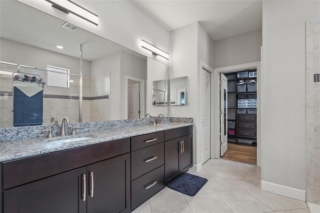 Active With Contract: $740,000 (3 beds, 3 baths, 2275 Square Feet)