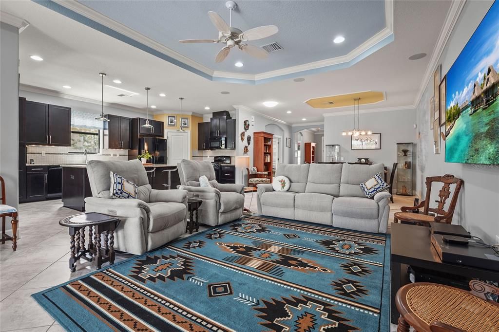 Active With Contract: $740,000 (3 beds, 3 baths, 2275 Square Feet)