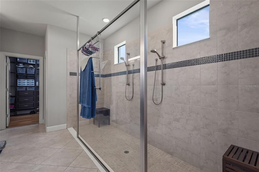 Active With Contract: $740,000 (3 beds, 3 baths, 2275 Square Feet)