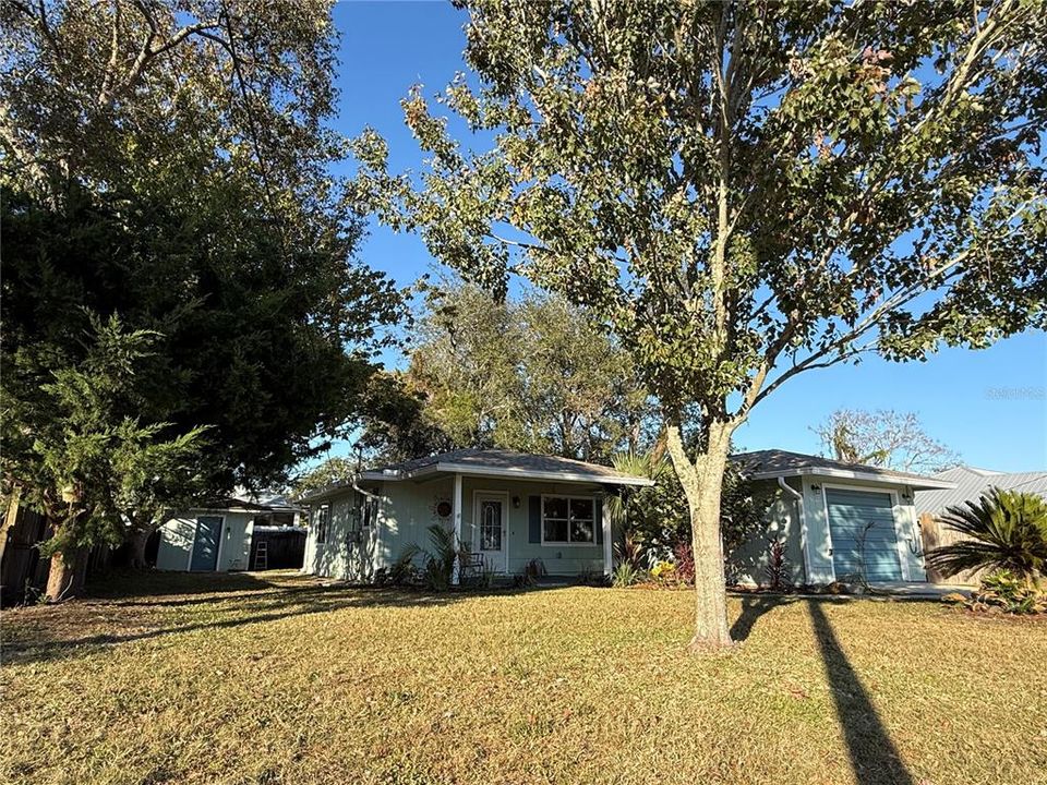 待售: $330,000 (2 贝兹, 2 浴室, 1152 平方英尺)