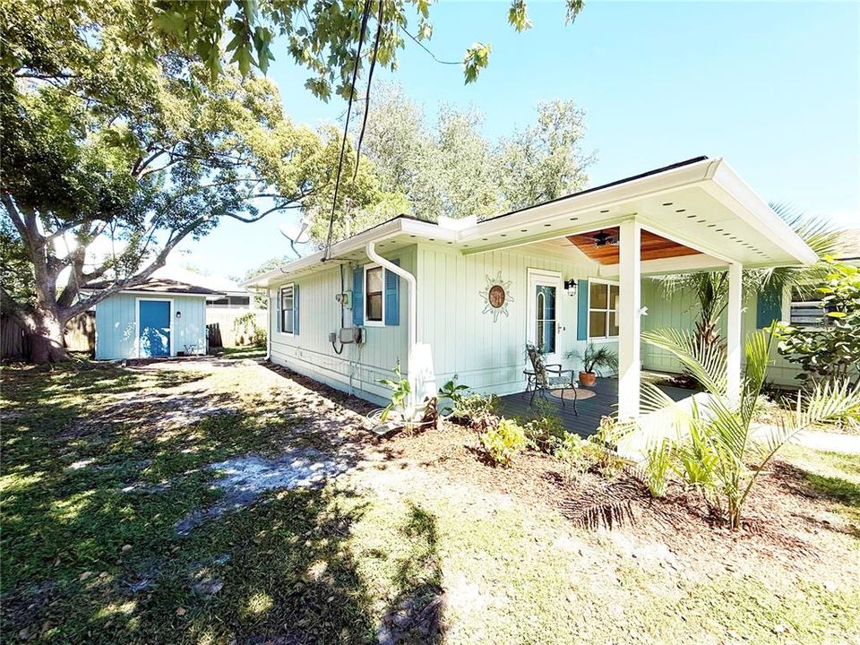 待售: $330,000 (2 贝兹, 2 浴室, 1152 平方英尺)