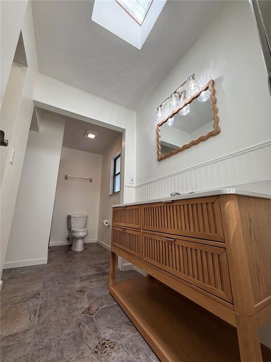 待售: $330,000 (2 贝兹, 2 浴室, 1152 平方英尺)