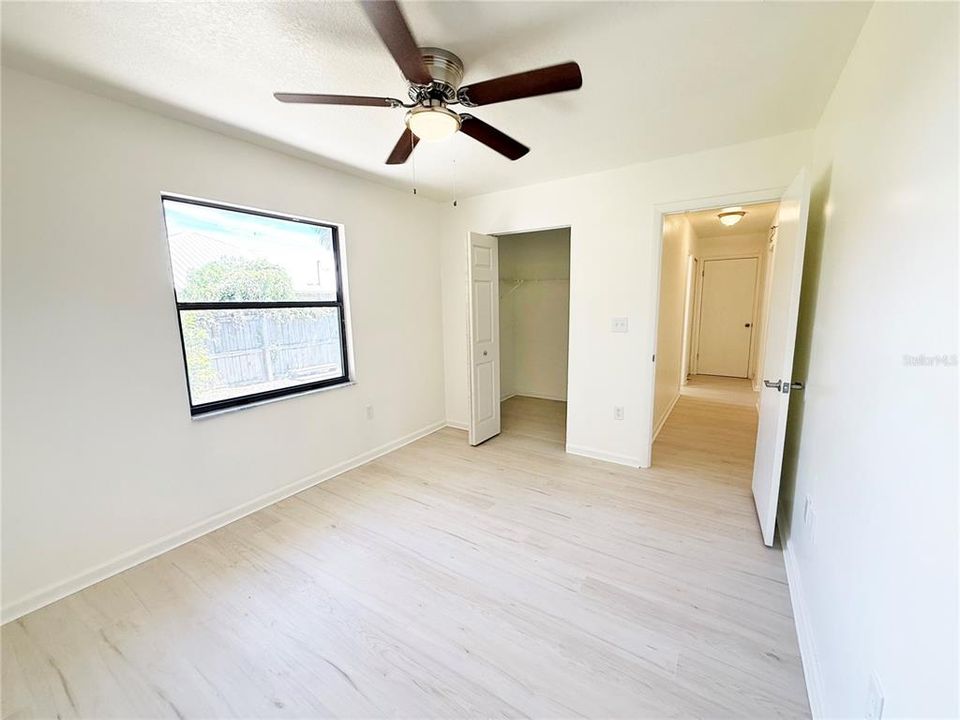 待售: $330,000 (2 贝兹, 2 浴室, 1152 平方英尺)