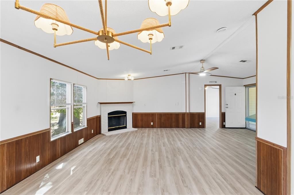 En Venta: $175,950 (3 camas, 2 baños, 1620 Pies cuadrados)