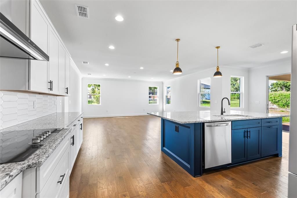 На продажу: $789,000 (4 спален, 3 ванн, 3153 Квадратных фут)