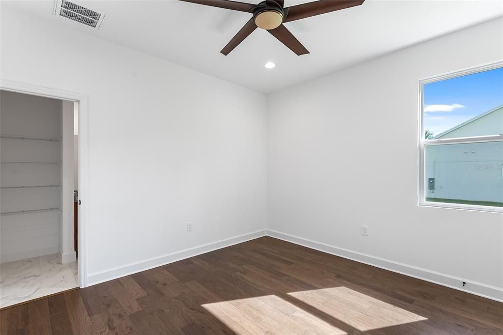 На продажу: $789,000 (4 спален, 3 ванн, 3153 Квадратных фут)