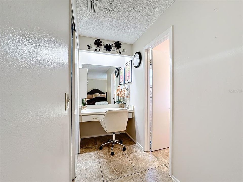 Activo con contrato: $412,000 (3 camas, 2 baños, 1460 Pies cuadrados)