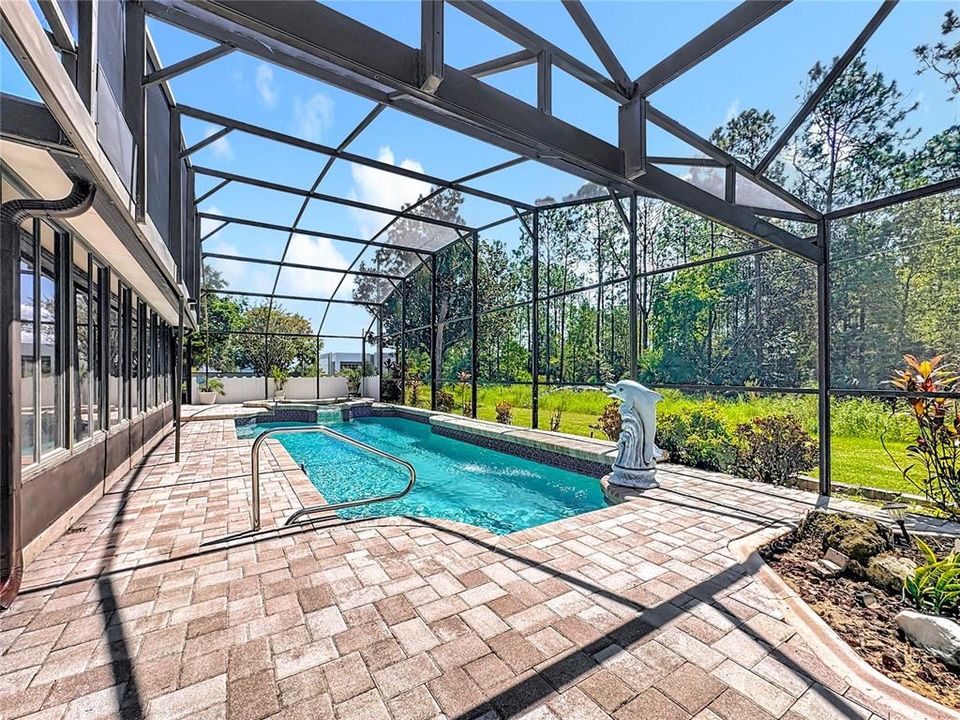 Activo con contrato: $412,000 (3 camas, 2 baños, 1460 Pies cuadrados)