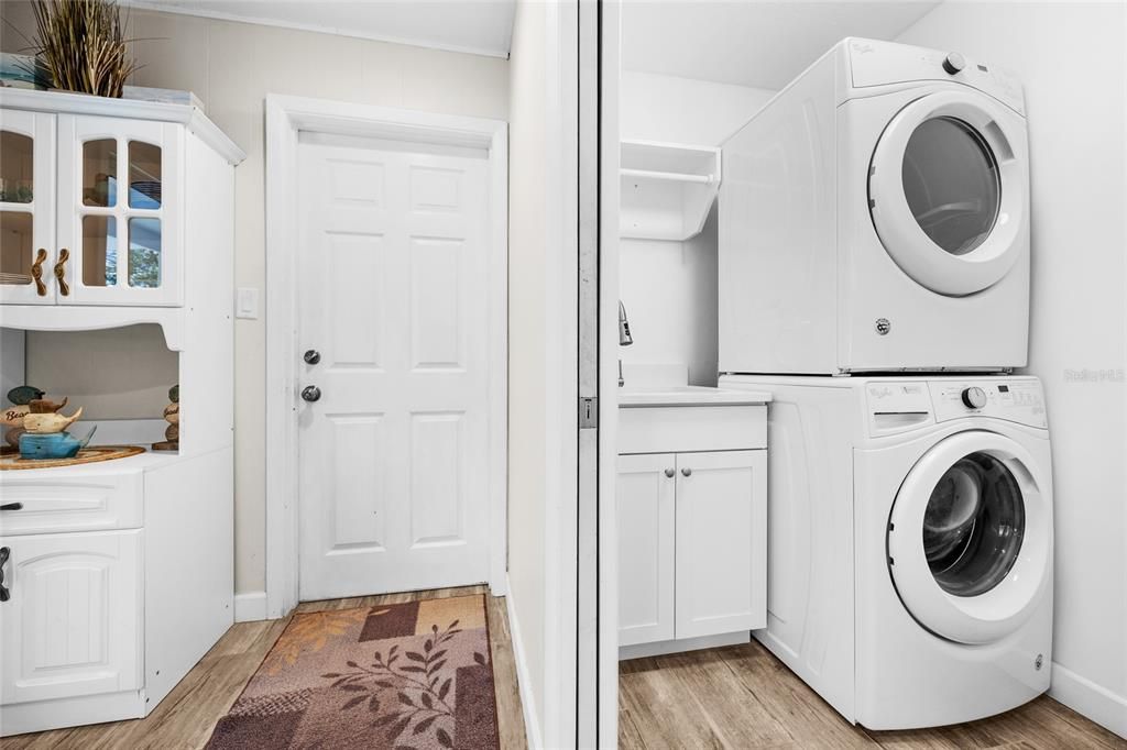 На продажу: $525,000 (5 спален, 2 ванн, 2398 Квадратных фут)