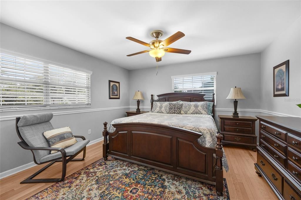 На продажу: $525,000 (5 спален, 2 ванн, 2398 Квадратных фут)