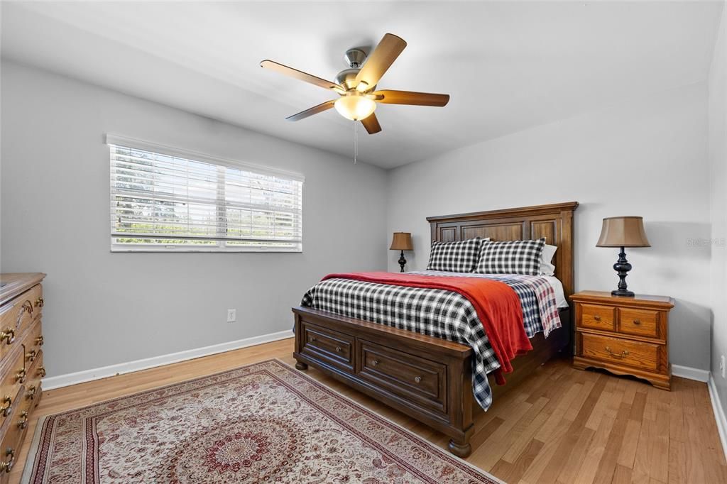 На продажу: $525,000 (5 спален, 2 ванн, 2398 Квадратных фут)