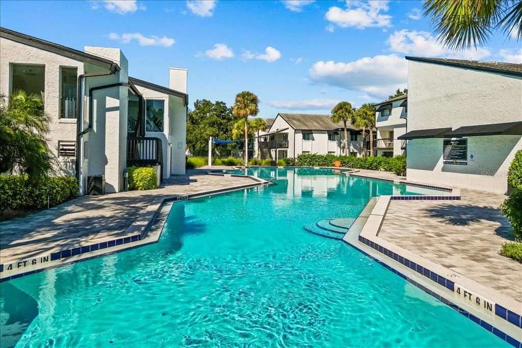 Под контрактом: $154,500 (2 спален, 1 ванн, 1214 Квадратных фут)