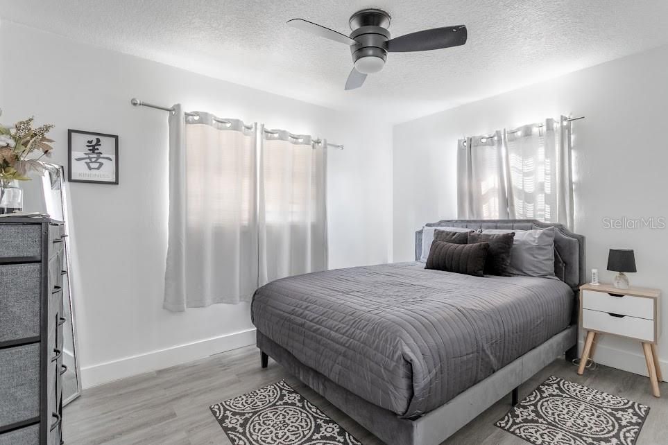 En Venta: $544,000 (4 camas, 2 baños, 1900 Pies cuadrados)