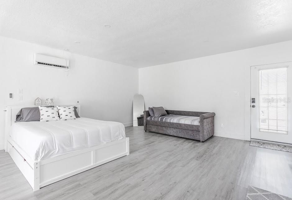 En Venta: $544,000 (4 camas, 2 baños, 1900 Pies cuadrados)