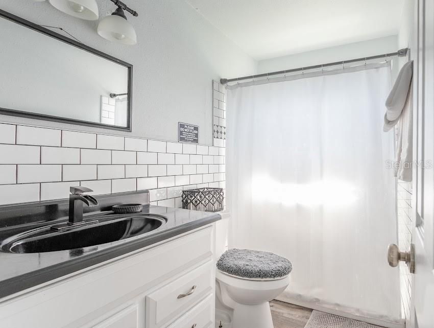 En Venta: $544,000 (4 camas, 2 baños, 1900 Pies cuadrados)