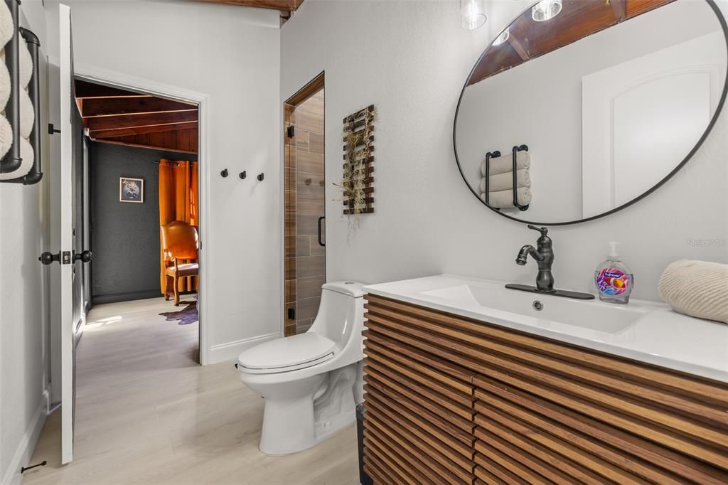 En Venta: $899,000 (8 camas, 0 baños, 3300 Pies cuadrados)