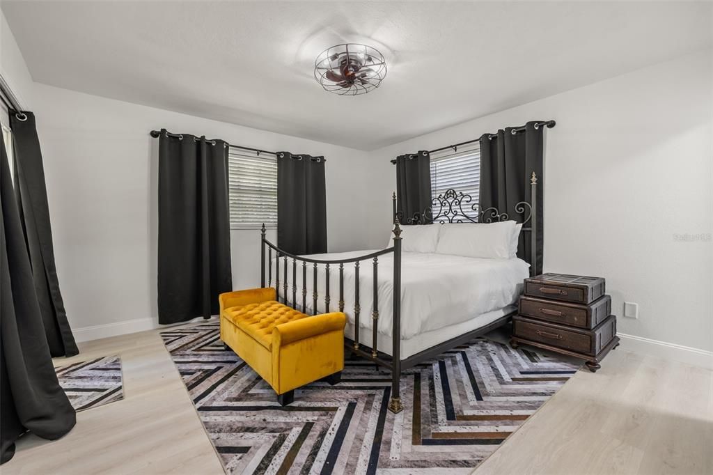 En Venta: $899,000 (8 camas, 0 baños, 3300 Pies cuadrados)