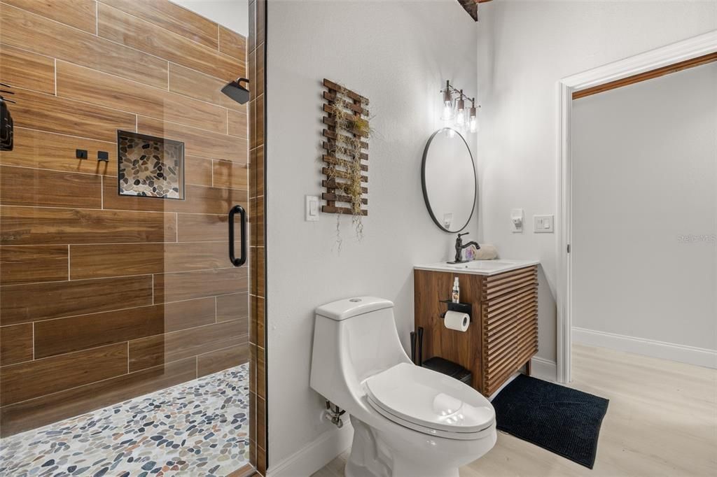 En Venta: $899,000 (8 camas, 0 baños, 3300 Pies cuadrados)