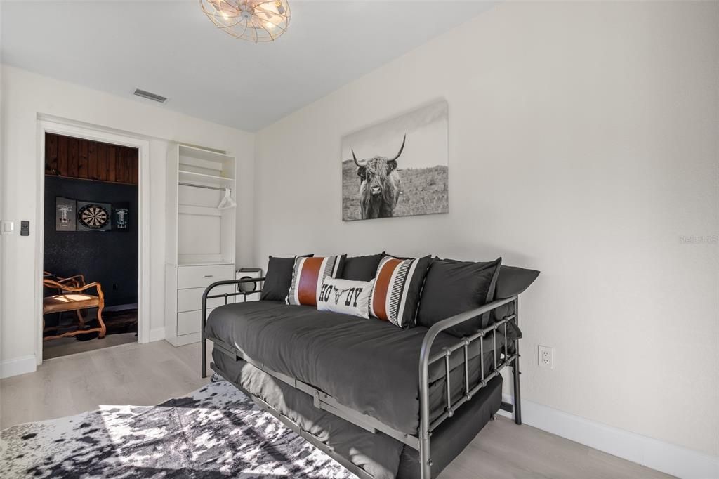 En Venta: $899,000 (8 camas, 0 baños, 3300 Pies cuadrados)