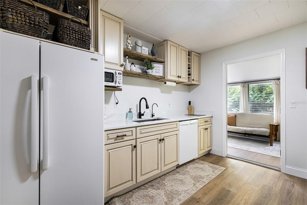 En Venta: $899,000 (8 camas, 0 baños, 3300 Pies cuadrados)