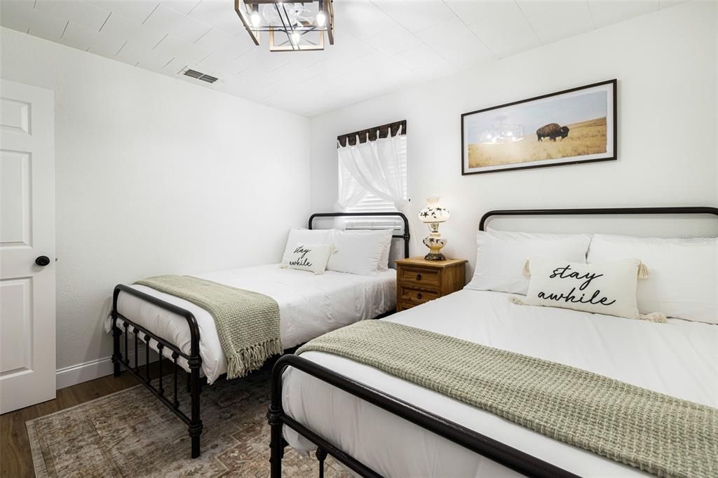 En Venta: $899,000 (8 camas, 0 baños, 3300 Pies cuadrados)