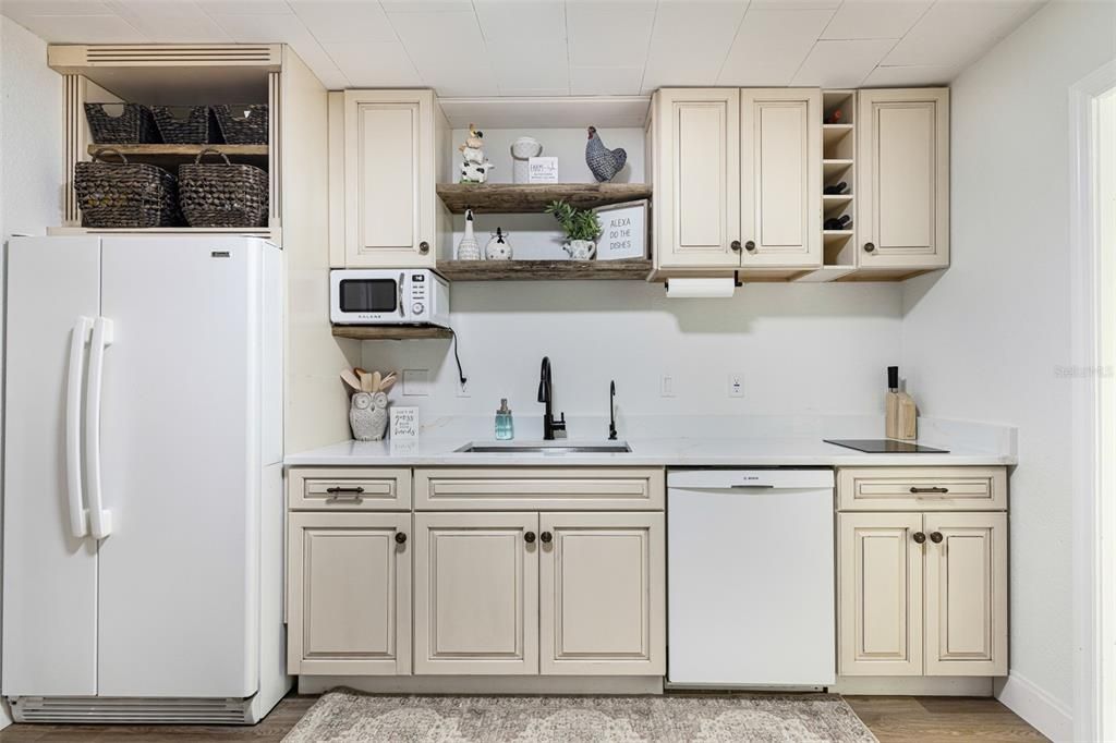 En Venta: $899,000 (8 camas, 0 baños, 3300 Pies cuadrados)