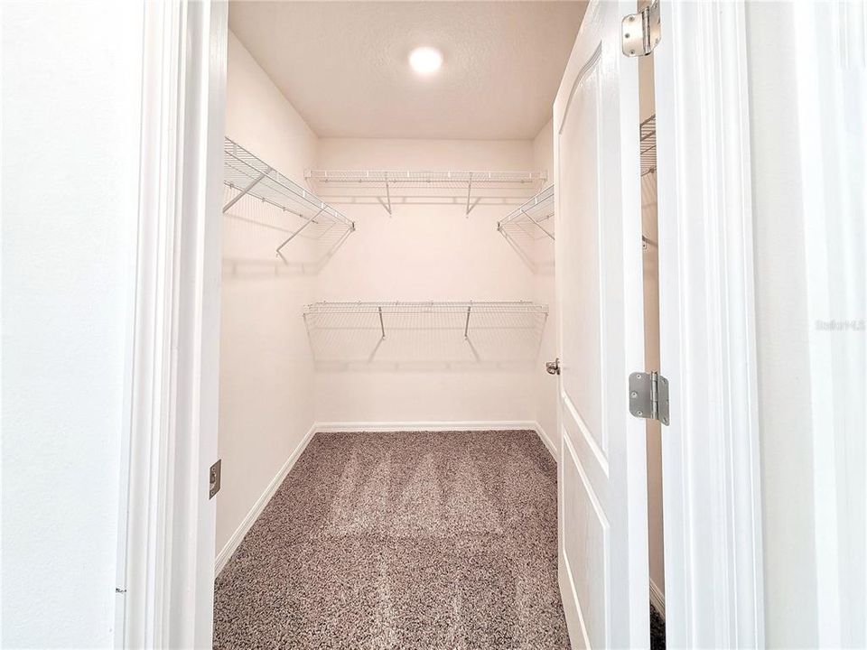 На продажу: $265,000 (3 спален, 2 ванн, 1635 Квадратных фут)