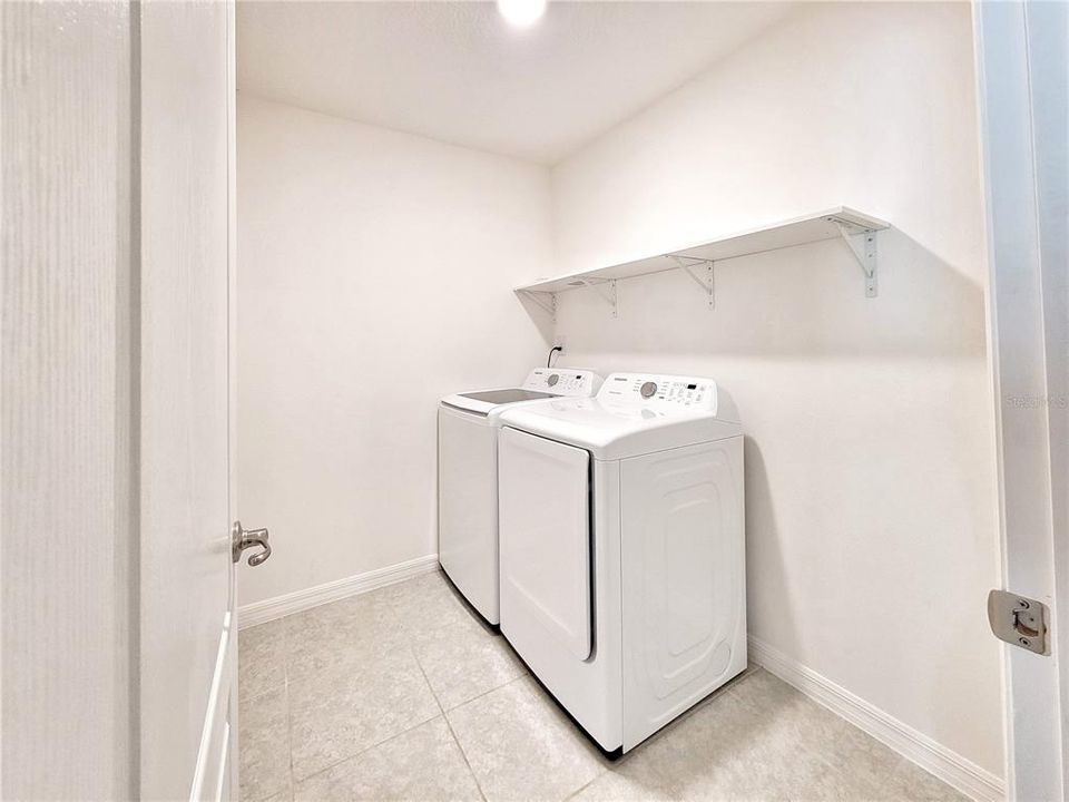 На продажу: $265,000 (3 спален, 2 ванн, 1635 Квадратных фут)