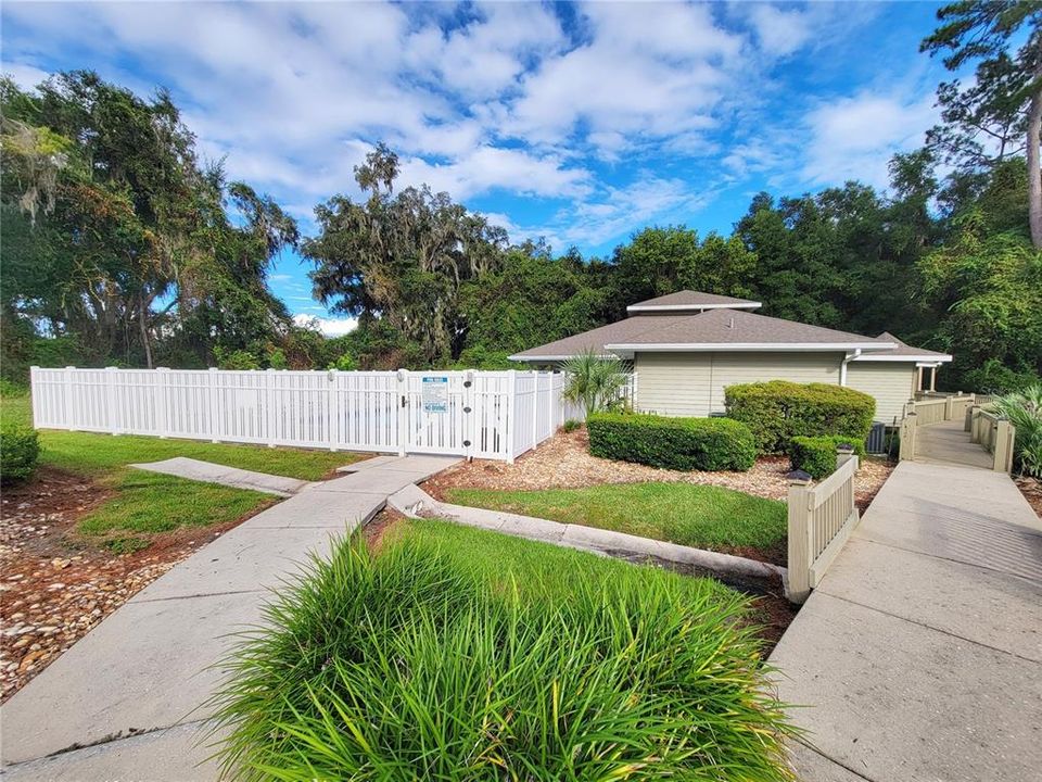 На продажу: $265,000 (3 спален, 2 ванн, 1635 Квадратных фут)